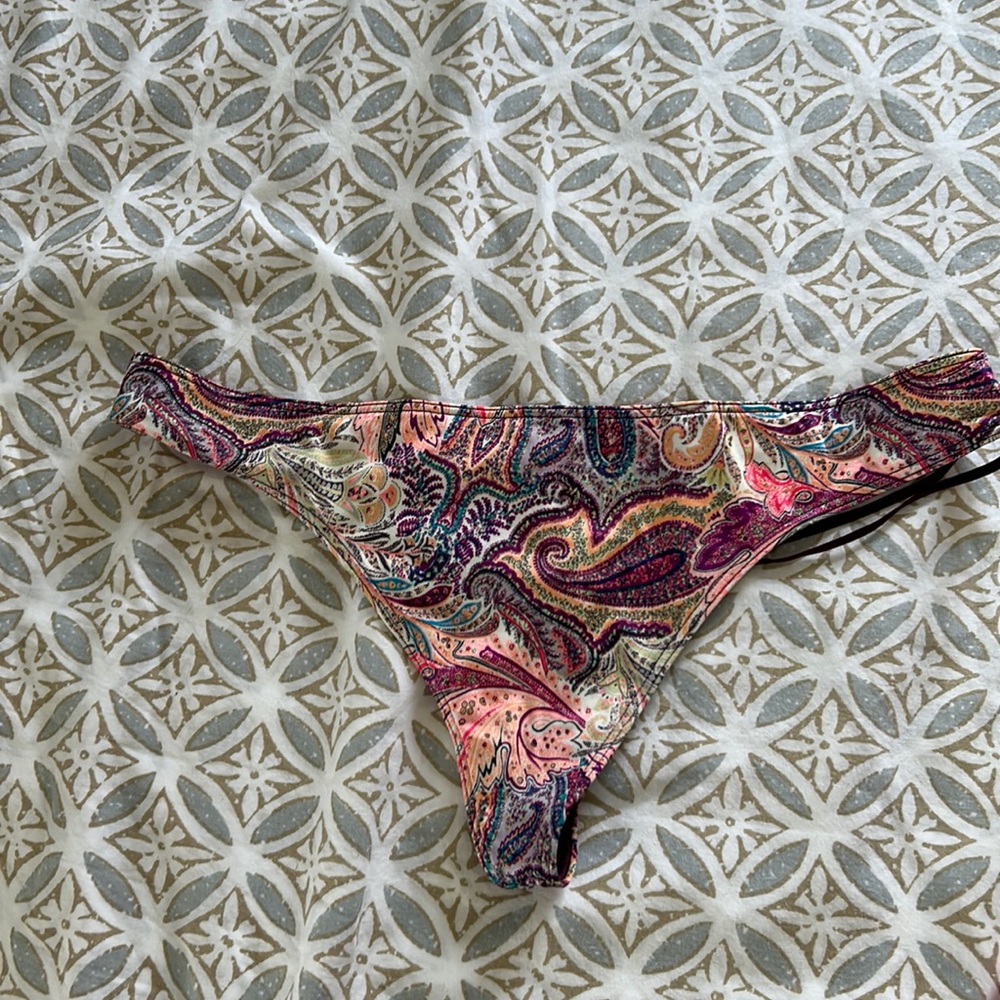 Victorias Secret V-String Panty